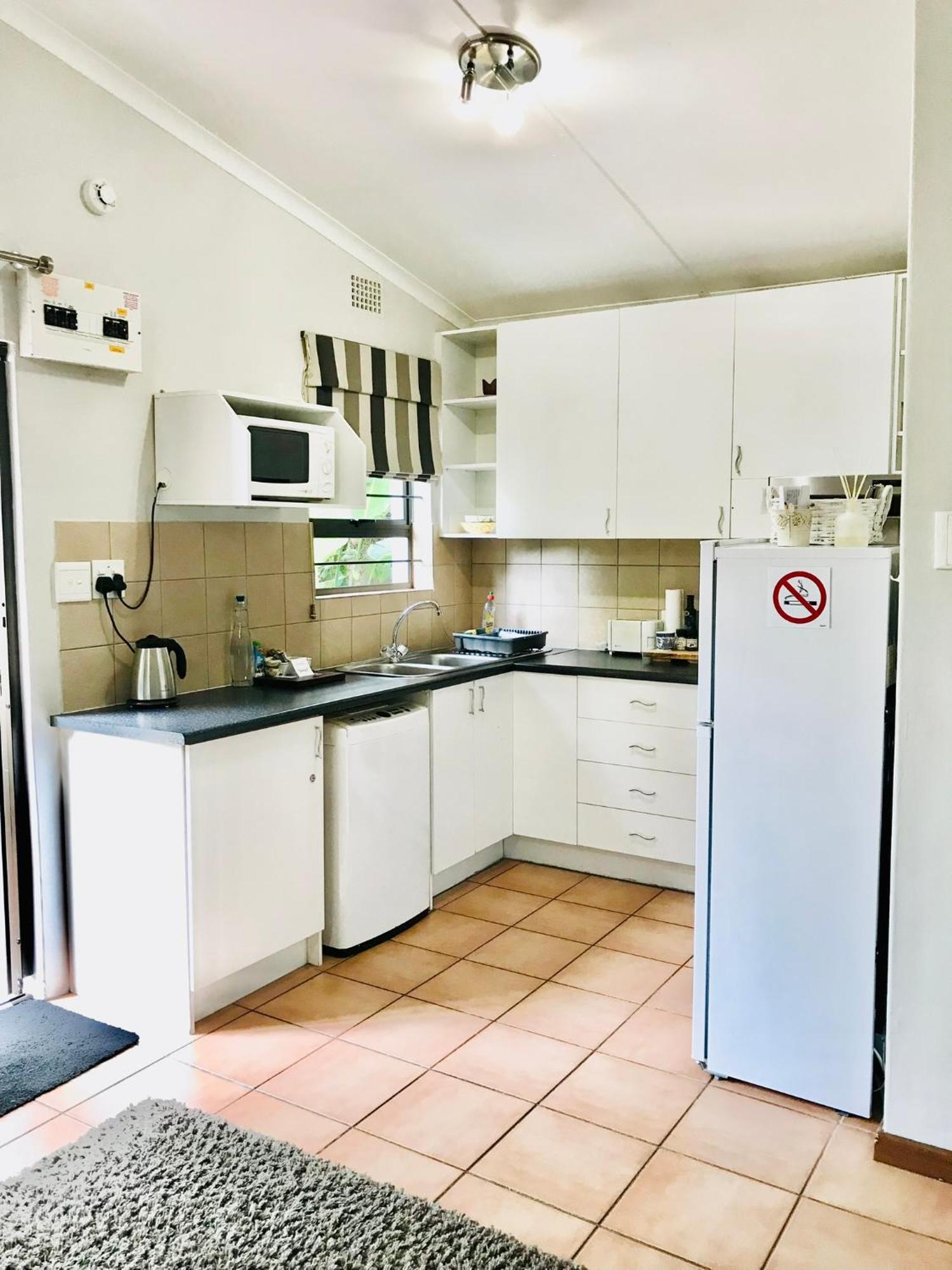 10Vdw Self Catering Apartments Durbanville Bagian luar foto